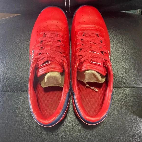 Fila Men's Bold Red Sneakers Size 10.5 - Picture 7 of 10